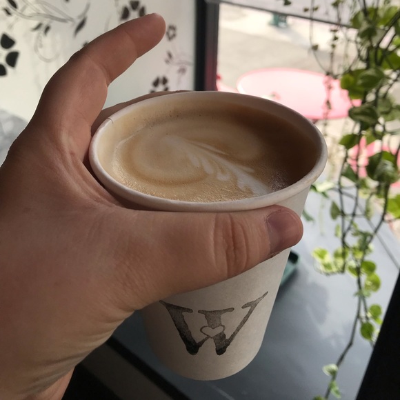 Meet Your Posher, Kendra ๐ - Picture 4 of 4